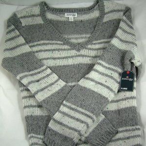 St. John's Bay Heather Grey/Ivory V-Neck Sweater